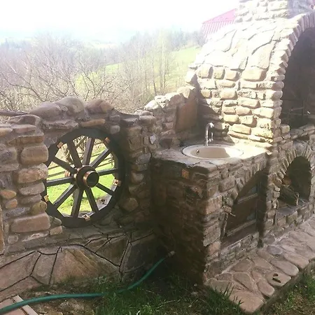 Jaktstuga Family House *